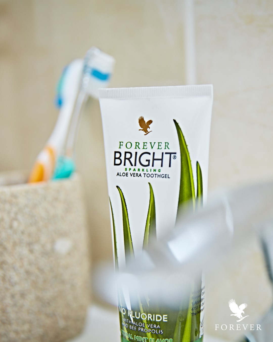 Kem Đánh Răng Lô Hội Forever Bright Toothgel (028-Flp)
